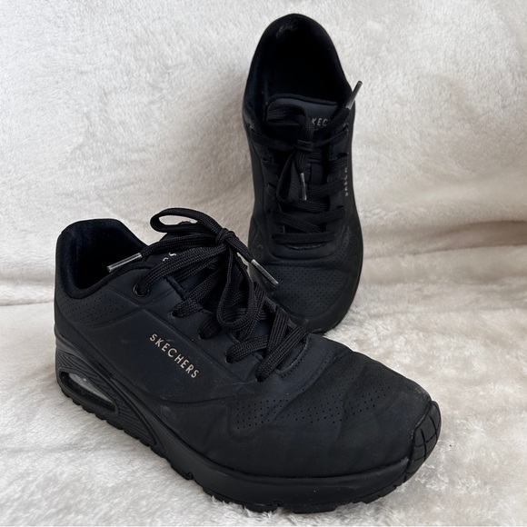 Skechers Women's Uno -Stand On Air Fashion Sneakers - Picture 8 of 8